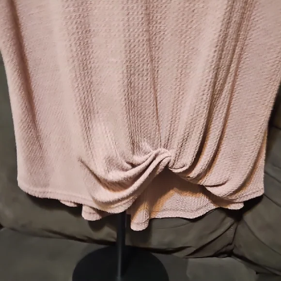 Chic Sleeveless Knit Tank in Dusty Rose - Picture 3 of 6